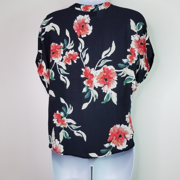 Vici floral button down tie front top - Picture 5 of 8